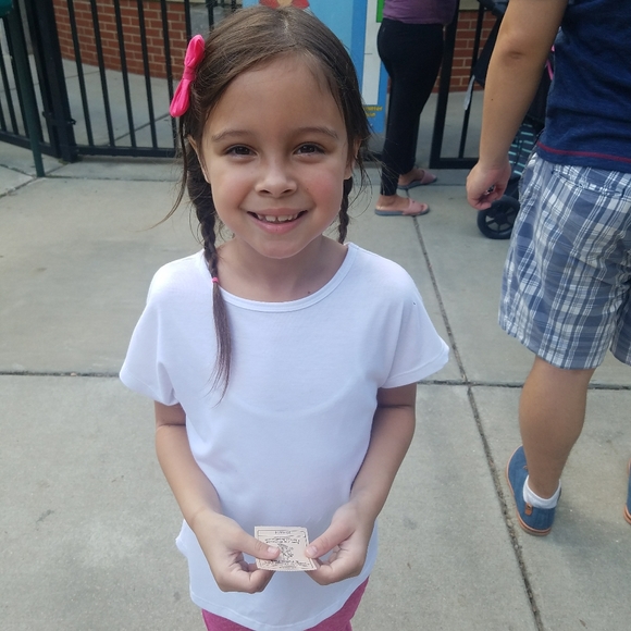 Meet your Posher, Cynthia - Picture 5 of 10